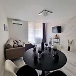Central Luxe - Elisha Lejlighed Varna